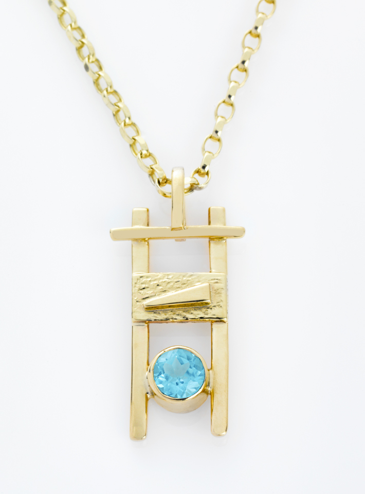 Gold Pendant with Chain